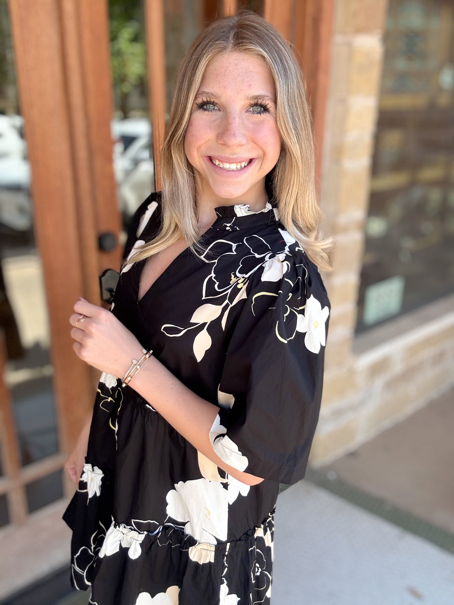 Dresses | Black W/White Cairan Rose Tomales Split Neck  Puff Sleeves