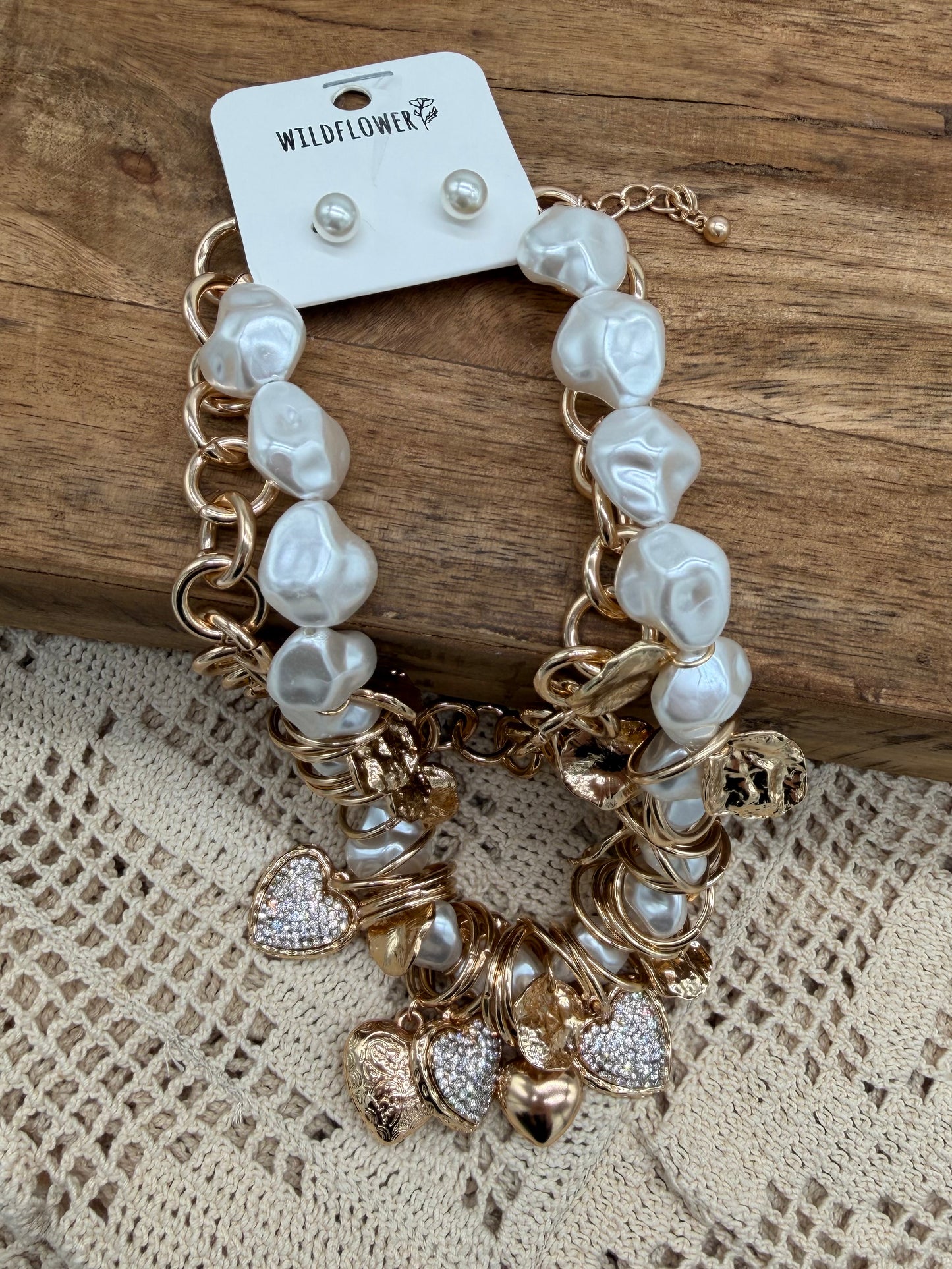 Jewelry | Necklace Chunky Heart Charm Pearl Beaded Layered