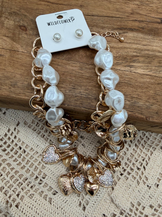 Jewelry | Necklace Chunky Heart Charm Pearl Beaded Layered