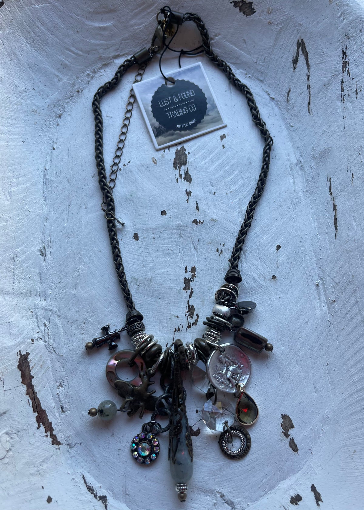 Necklace | Short Mixed Trinkets On Wheat Chain