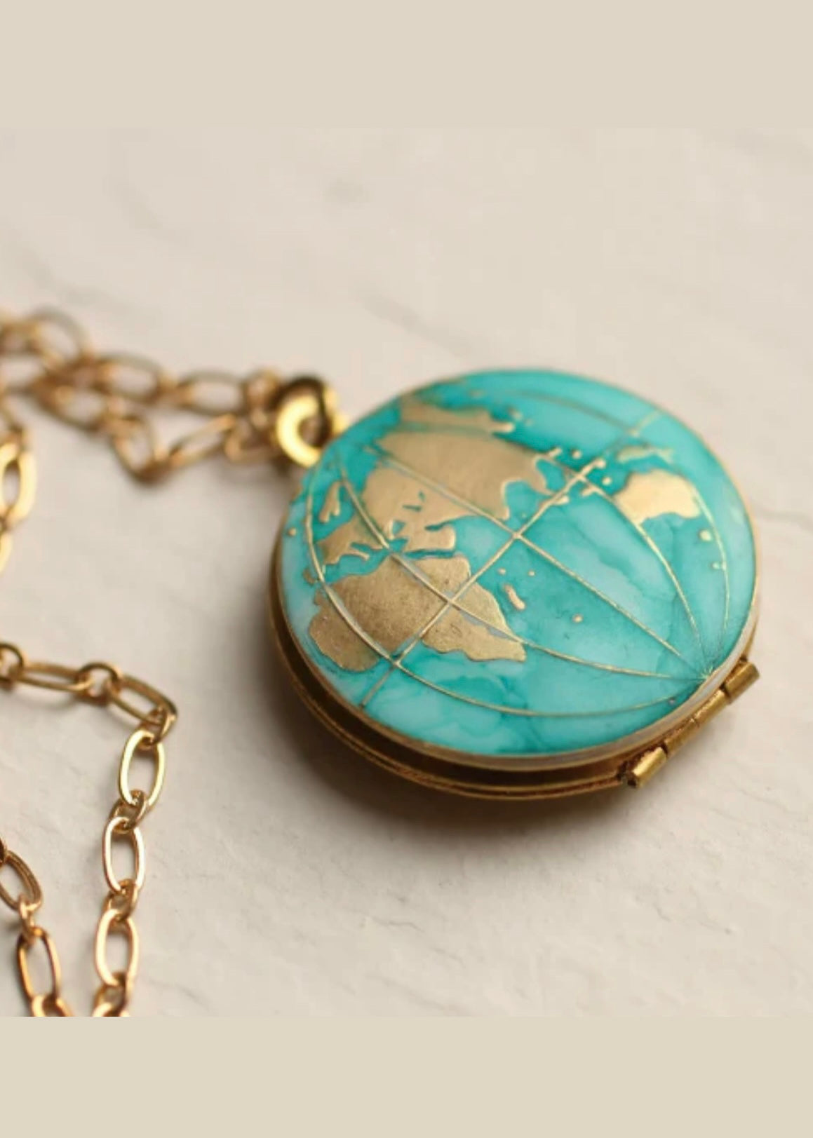 Necklace | World Map Locket