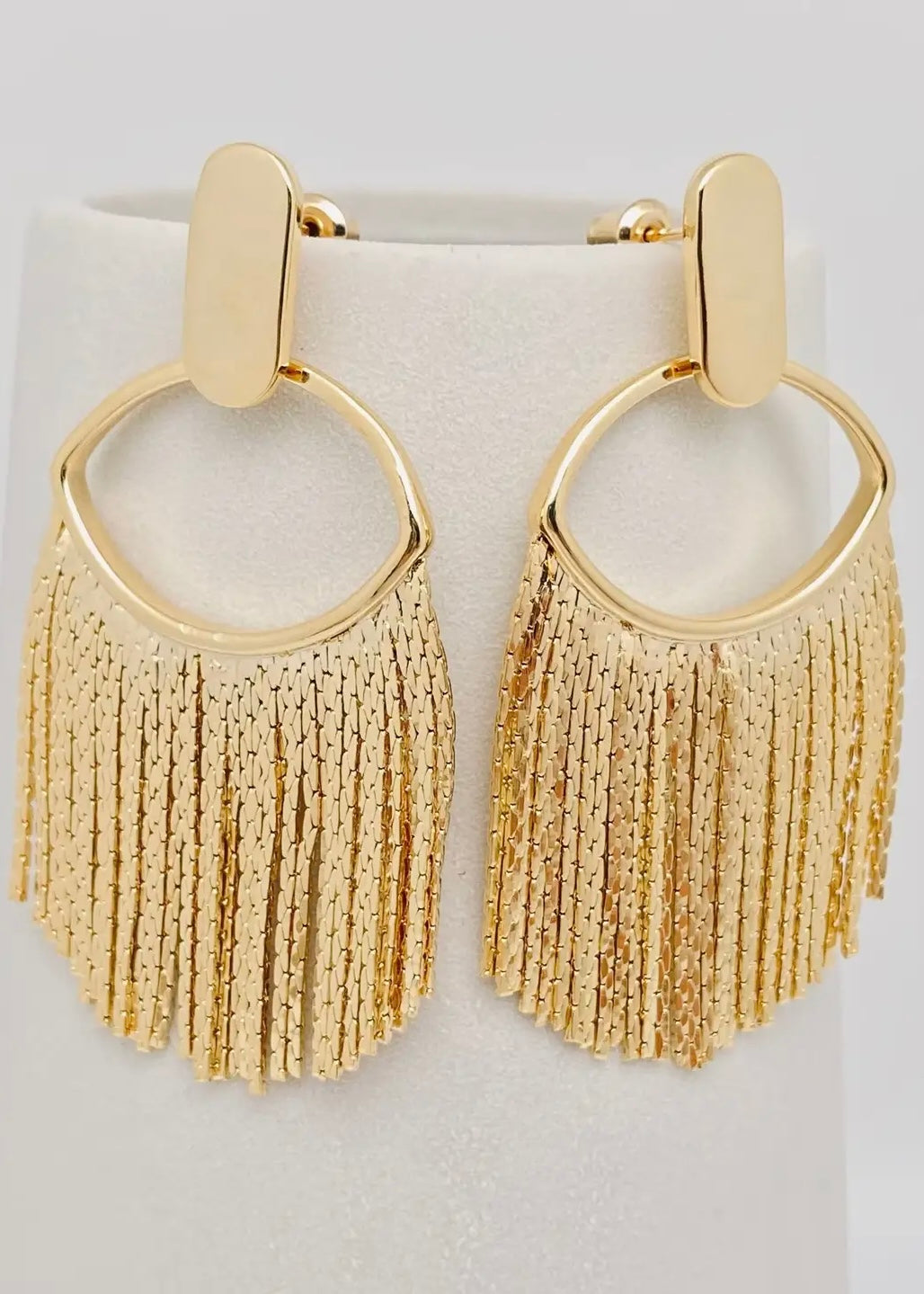 Earrings | Gold Plated Tassel Earrings W/Eyelash Shape Design