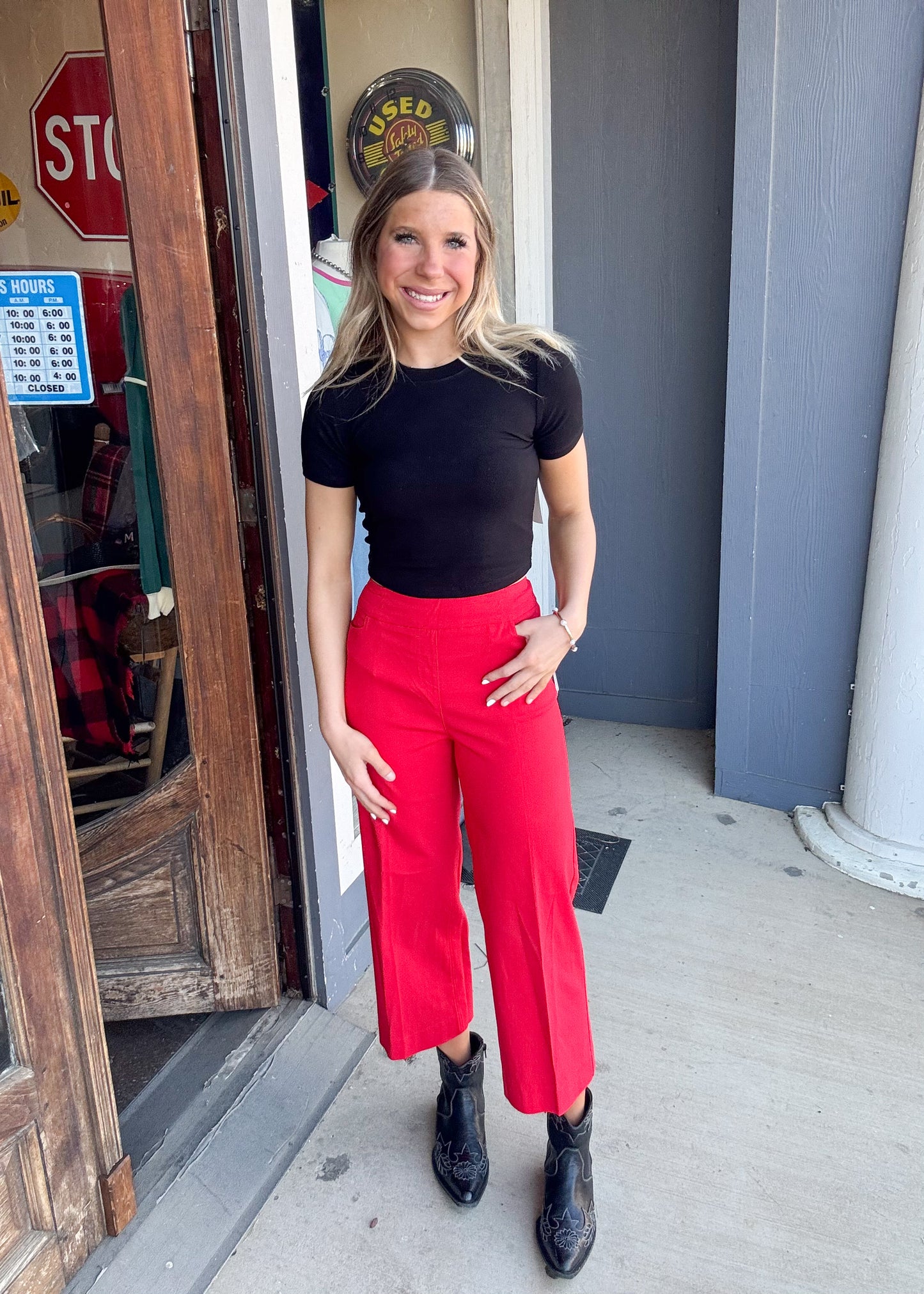 Bottoms | Thin Her Pull On Wide Leg Crop Pant