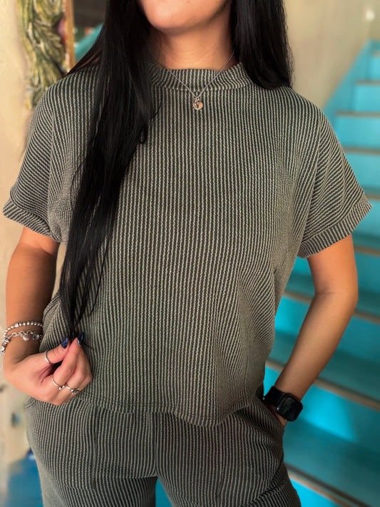 Set - Olive Ribbed Short Sleeve & Pants