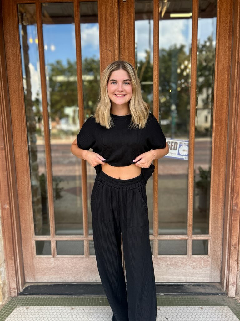 Sets | Black Waverib Short Sleeve Top and Pants