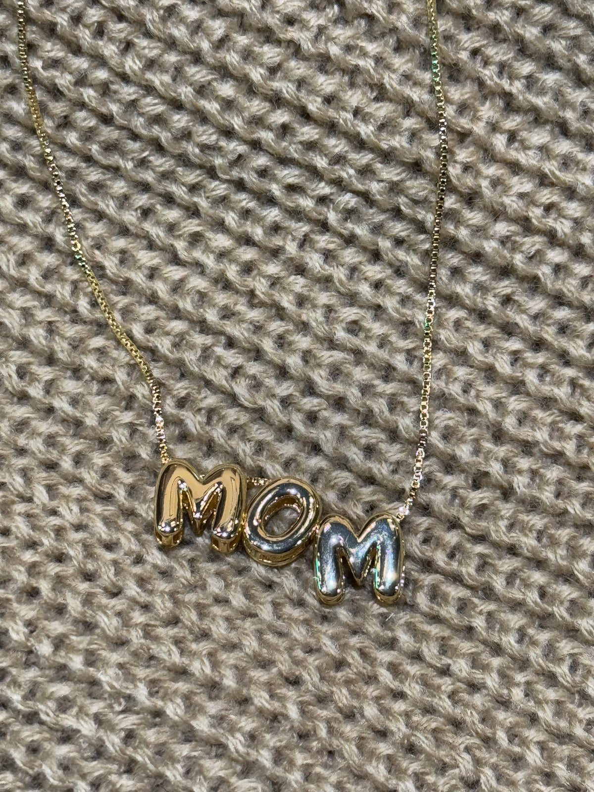 Necklaces | Mom initial necklace