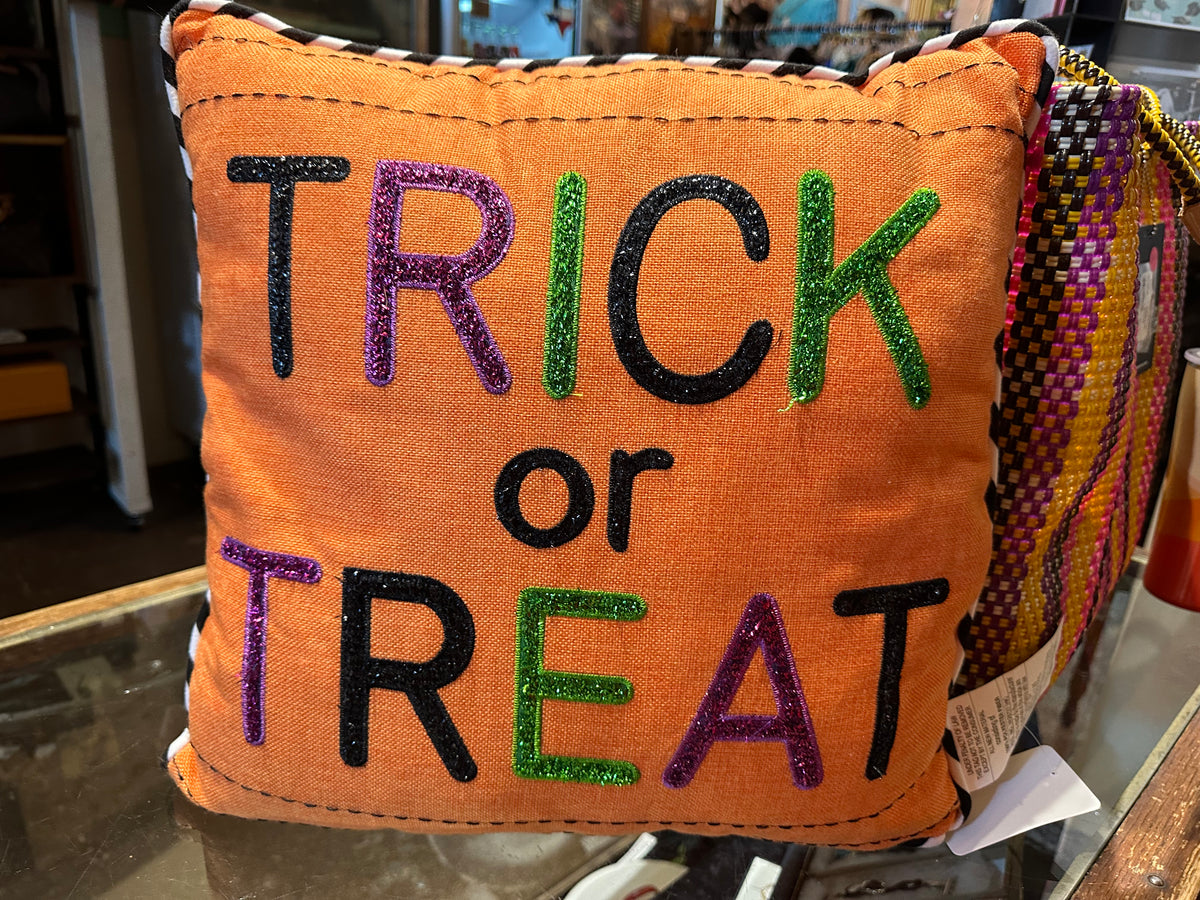 Holiday Decor | Throw Pillow - Halloween Trick or Treat Glitter