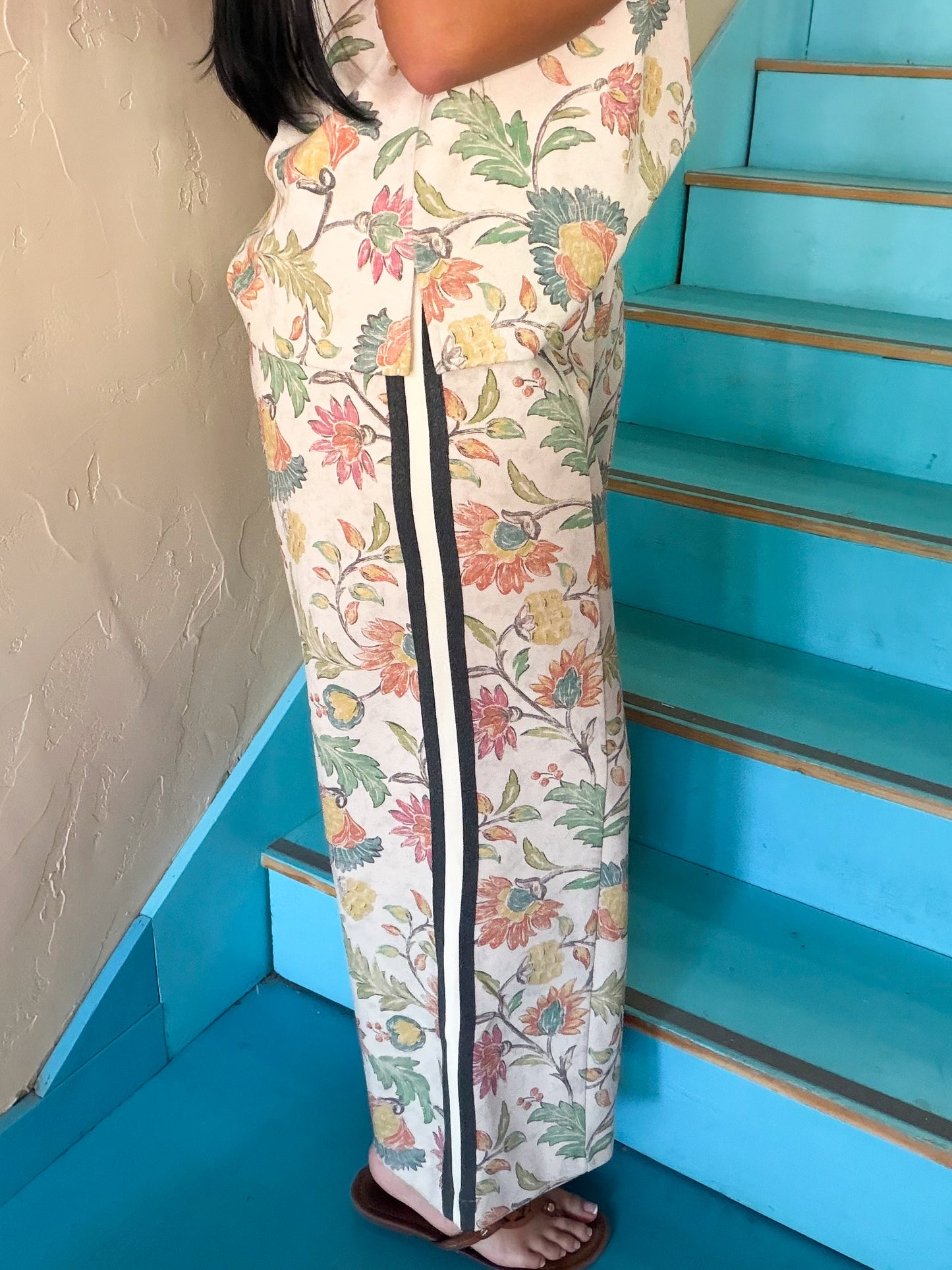 Set - Jodifl Painted Petals Half Zip