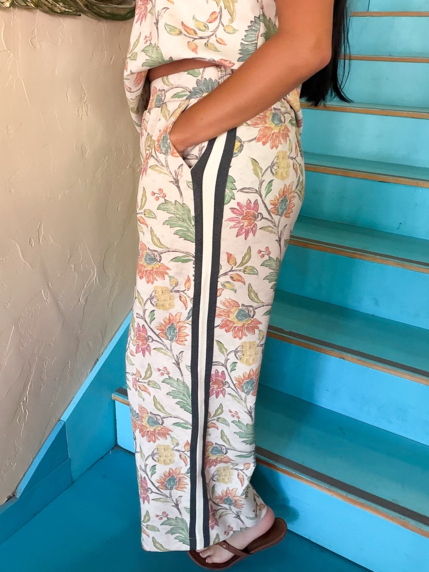 Set - Jodifl Painted Petals Half Zip