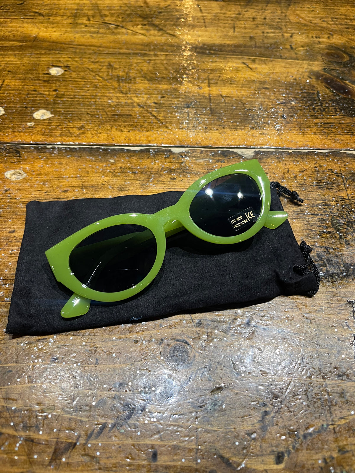 Oval Green Cat-Eye Sunglasses