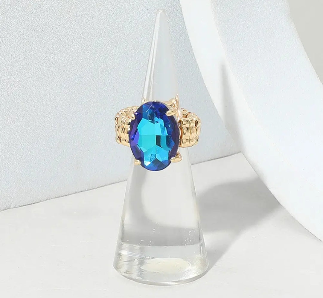 Ring - Blue Gold Oval Stone Cluster