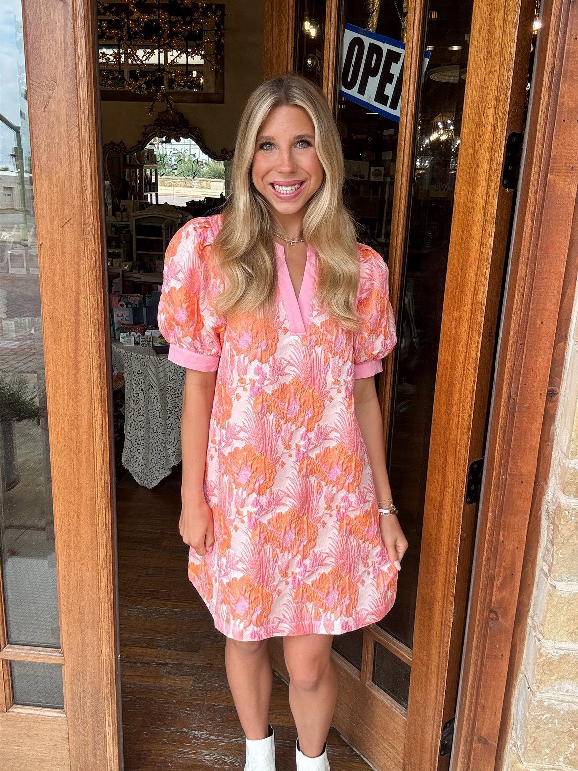 Dress - Coral Bloom V-Neck Midi Dress