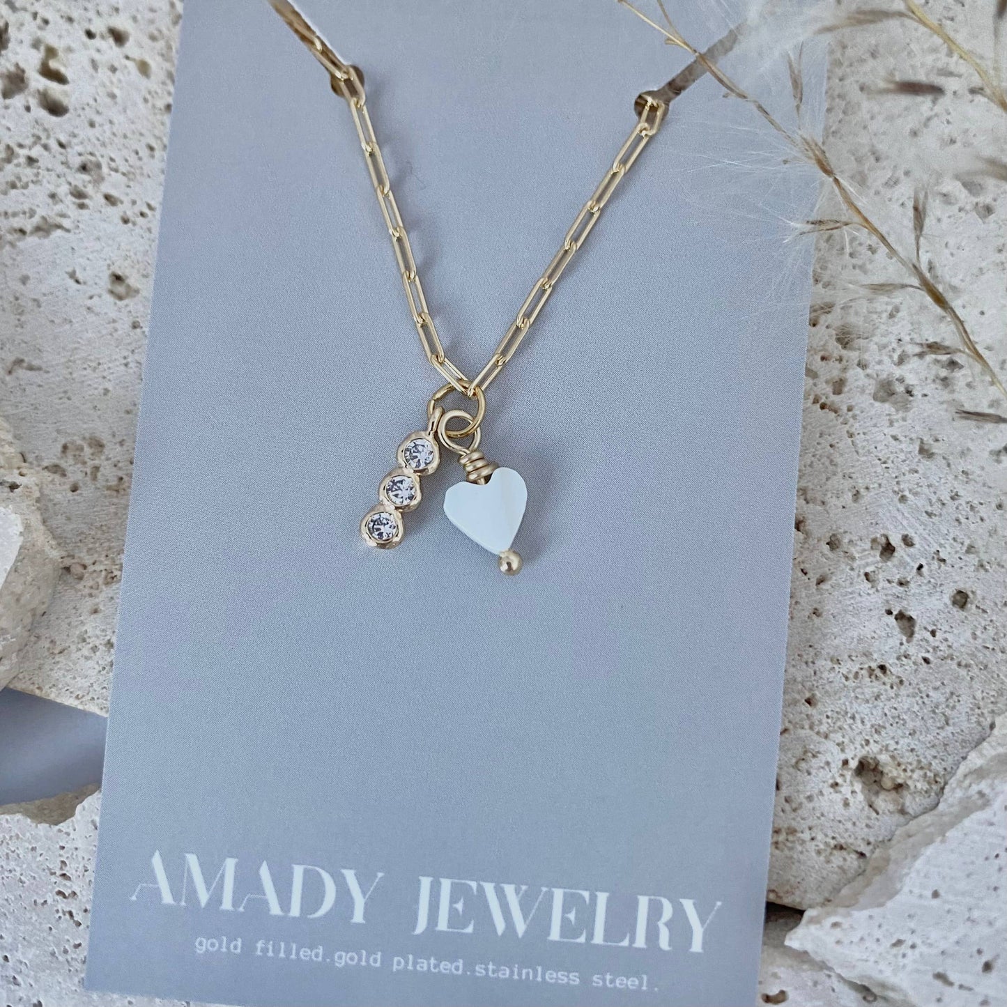 Necklace - Shell Pearl Heart