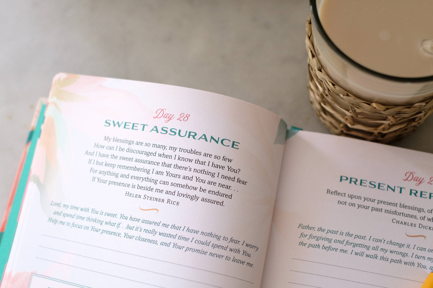Book - A Year of God's Goodness A Prayer & Praise Tracker for Women