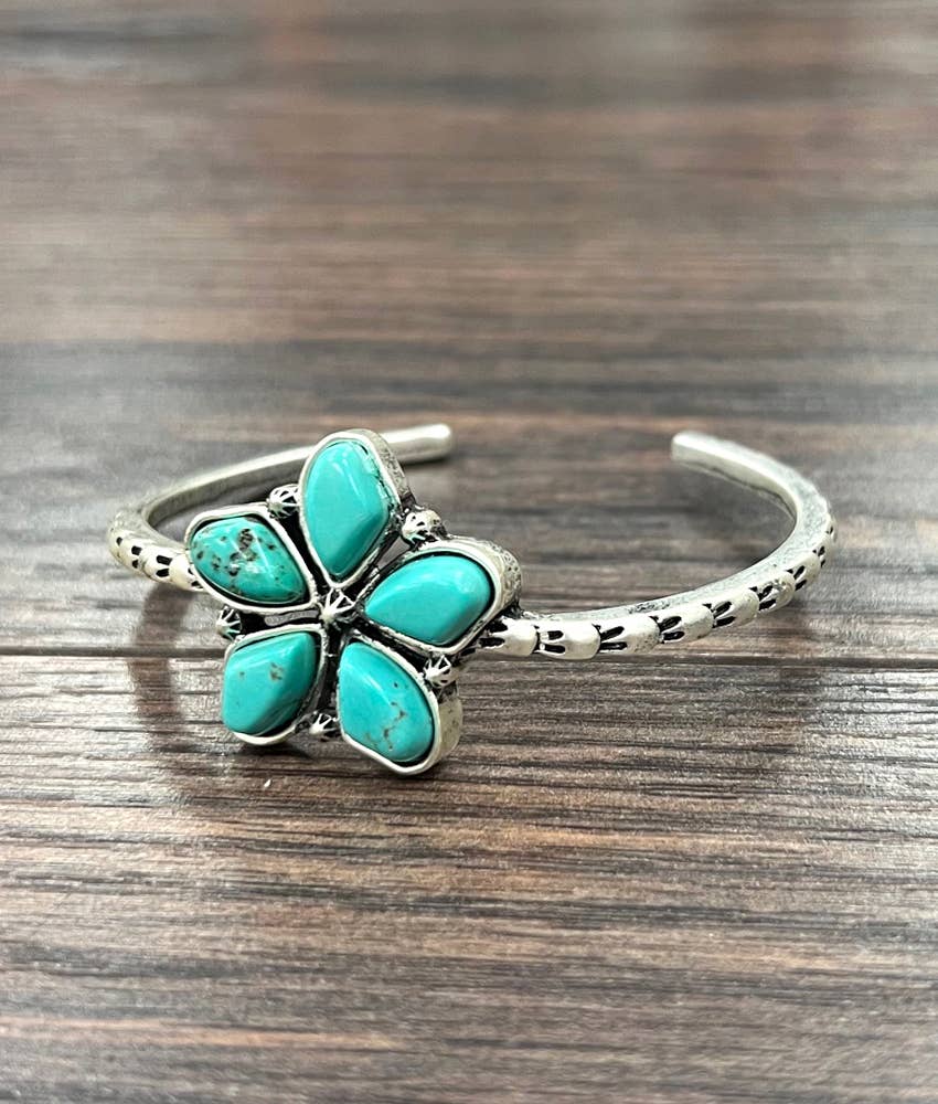 Bracelet - Western Turquoise Cuff
