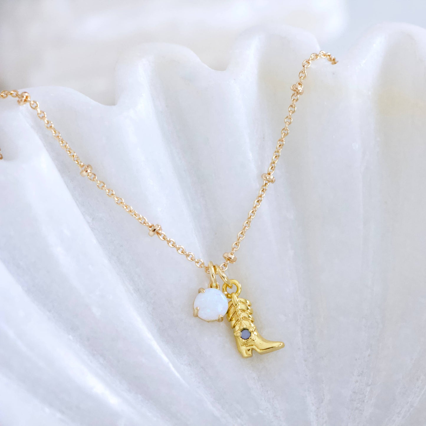 Jewelry | Necklace Opal Boot