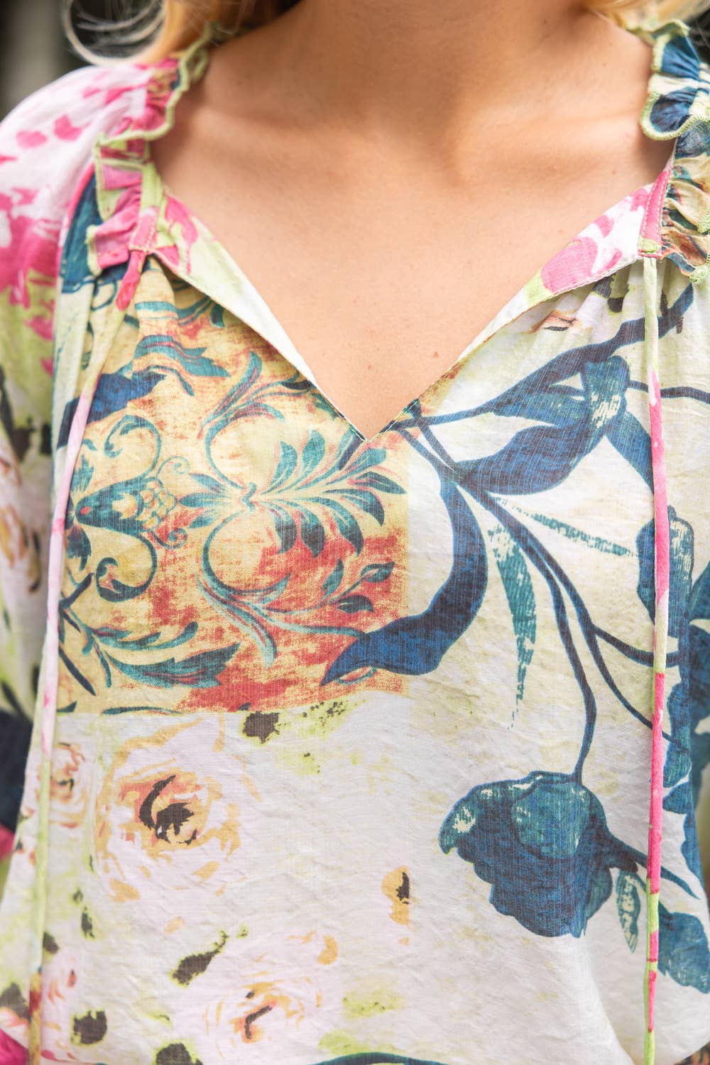 Blouse - Tassle Front Fringe Floral