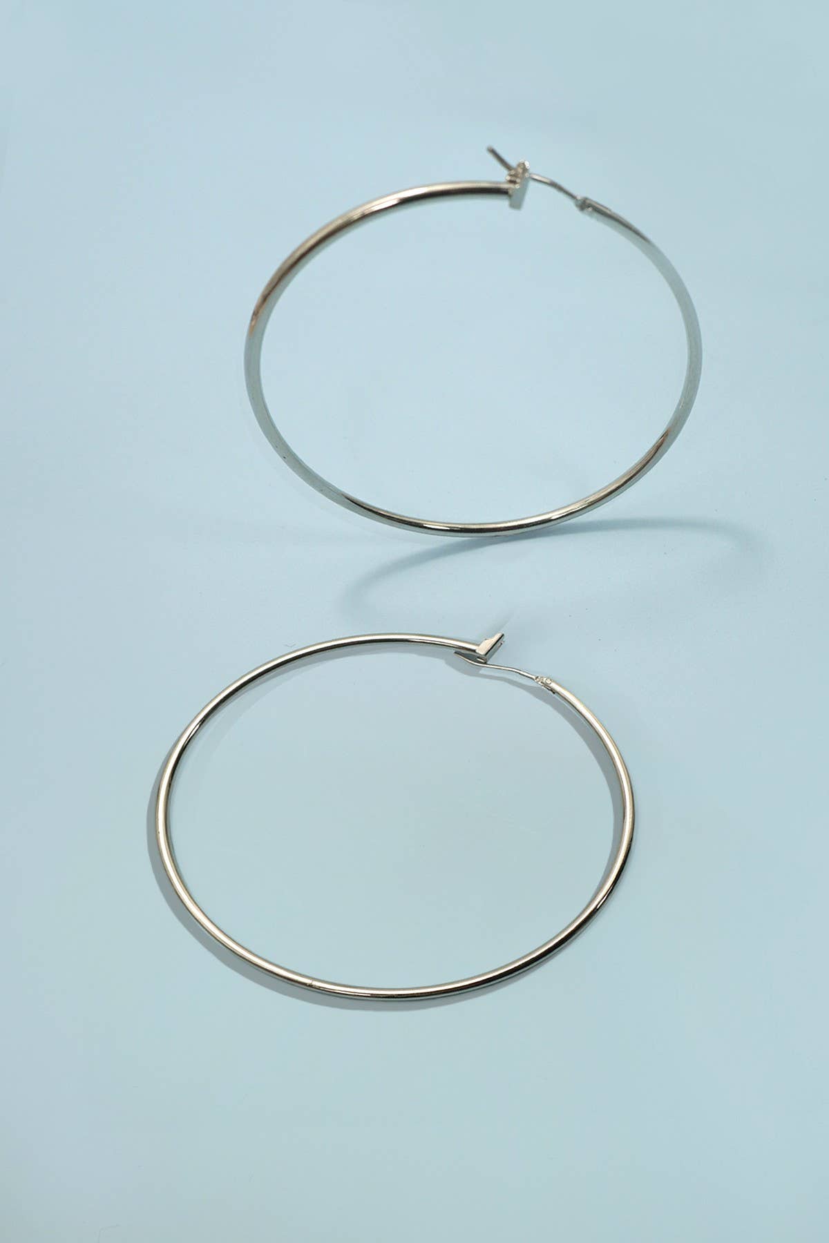 Earrings - Timeless Essential Hoop Earrings