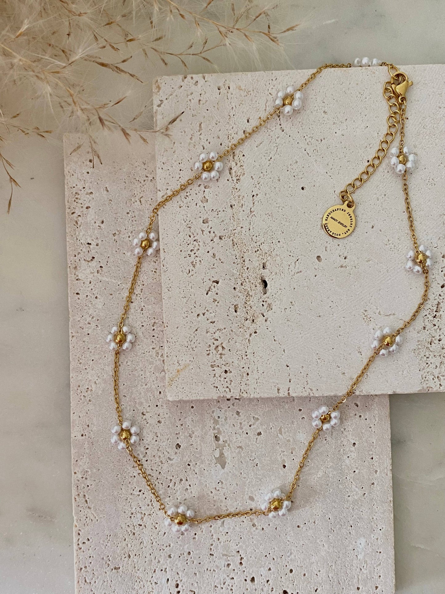 Necklace - Pearls Flowers Choker