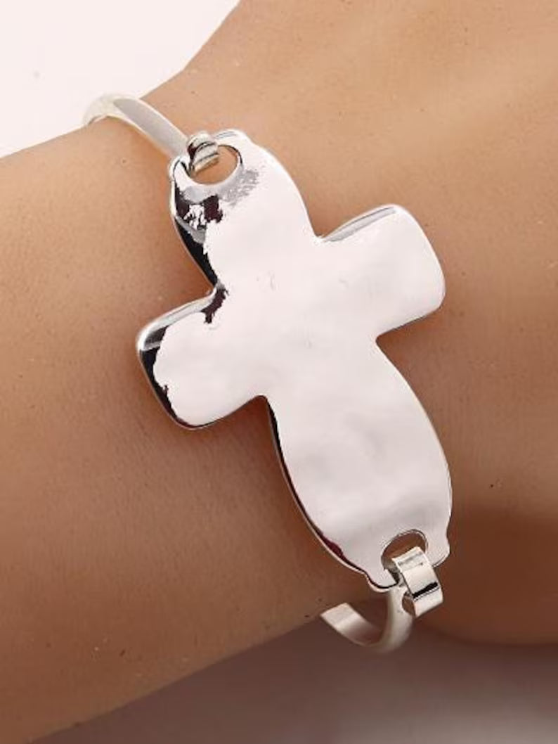 Jewelry | Bracelet Hammered Cross Casting Bangle