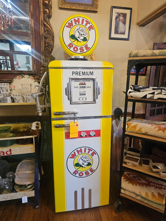 Collectibles | White Rose Gas Pump Refrigerator