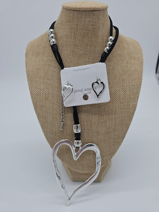 Jewelry | Necklace/Earrings Silver Metal Heart Pendant