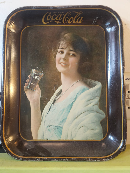 Collectibles| Vintage Coca-Cola 1925 Metal Tray