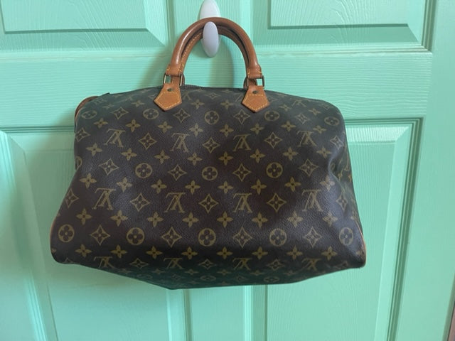 Louis Vuitton Speedy 35 (Gently Loved)
